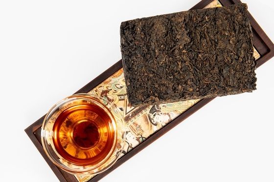 500 grammi di Divino Tè Nero Fermentato per una Pancia Piatta e una Salute Migliorata