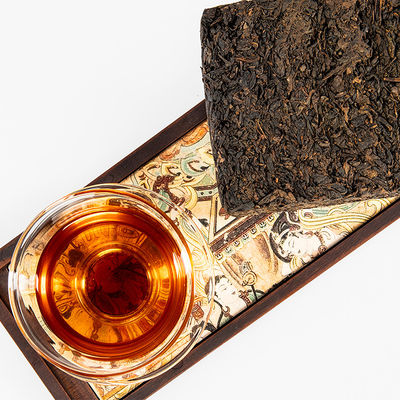 Specialità Health Drink Tè scuro Shaanxi Tè nero fermentato biologico 500 grammi Tè di mattoni neri certificato Halal Tè stampato a foglie in scatola